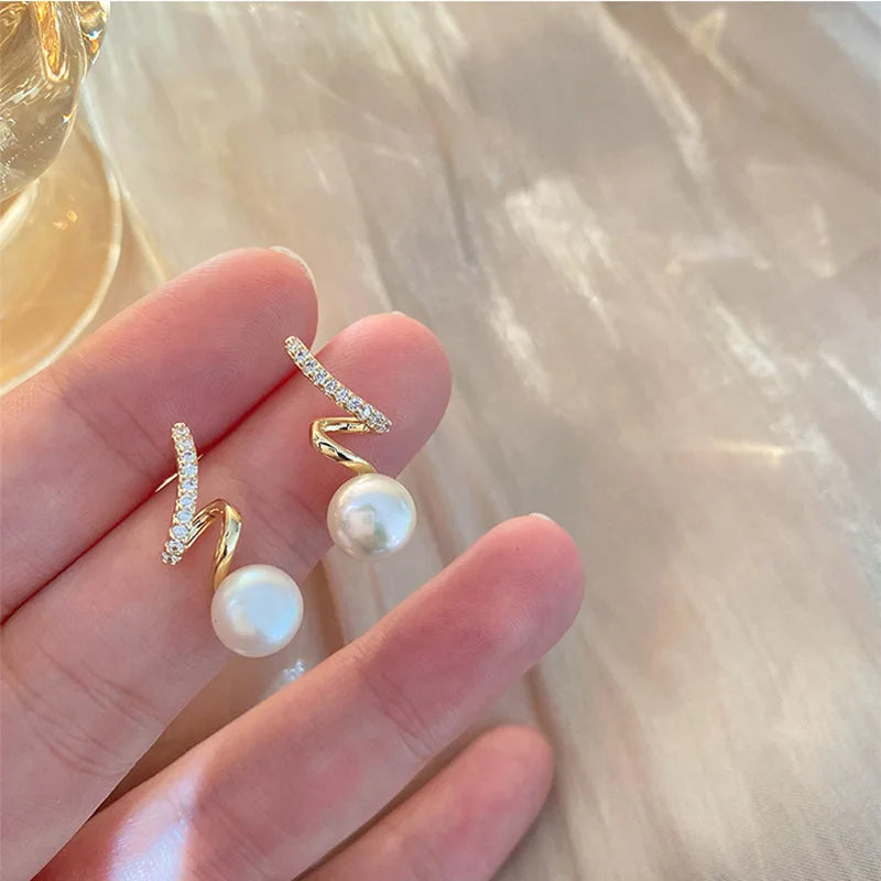 Cute Pearl Stud Simple Earrings Women