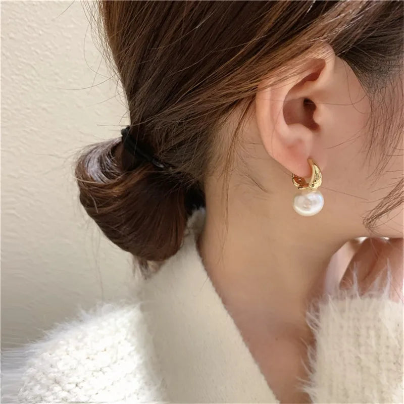 Cute Pearl Stud Simple Earrings Women