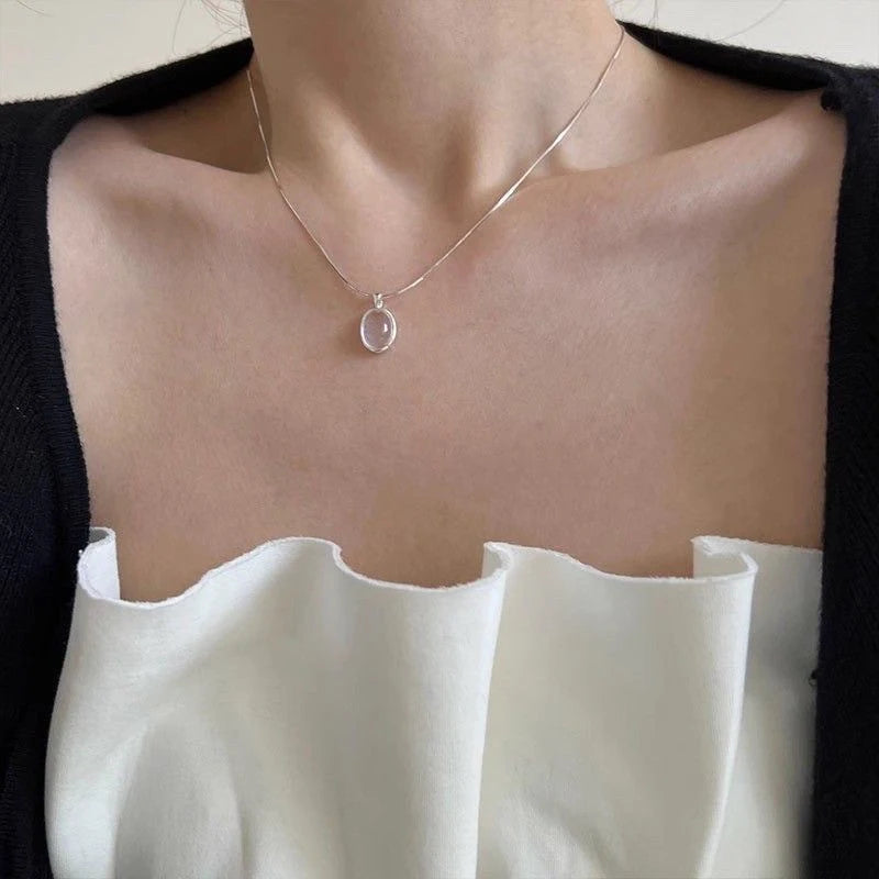 Simple Round Gem Pendant Necklace