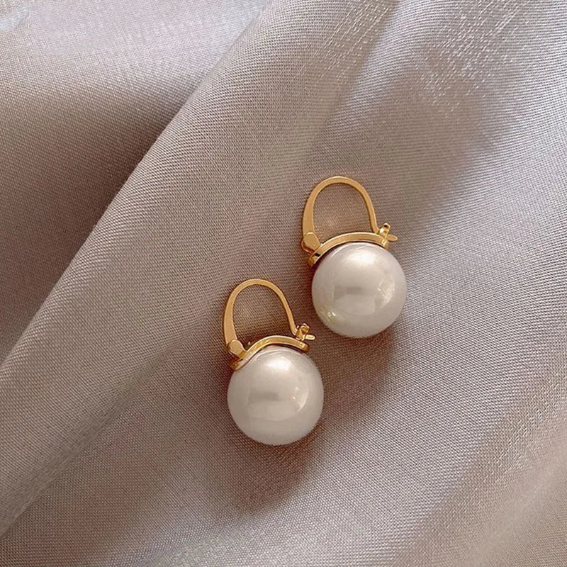 Cute Pearl Stud Simple Earrings Women